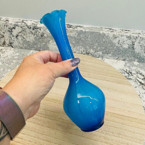 Vintage Slim Neck Skinny Blue White Glass Vase - Picture 2 of 4